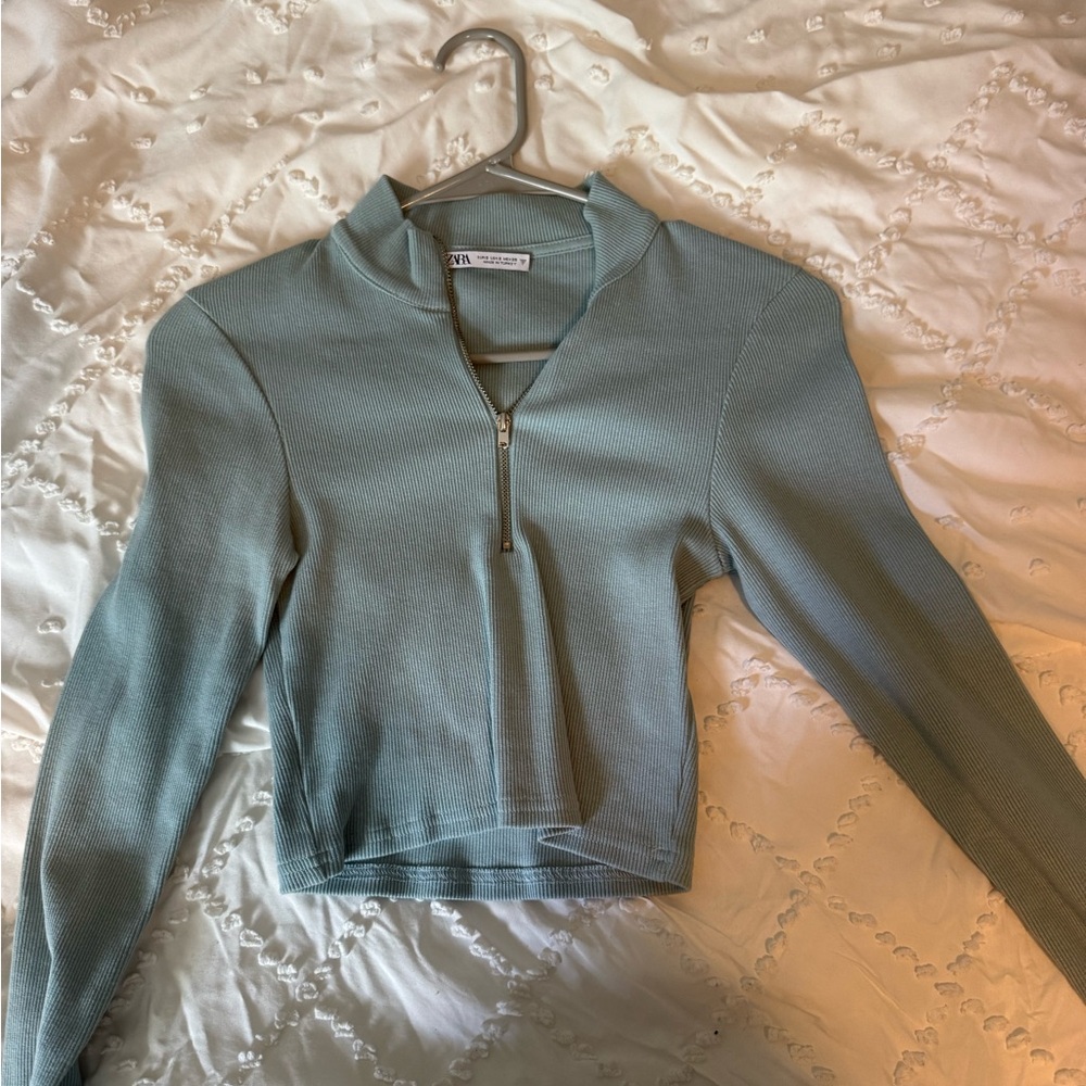 Zara Sky Blue Zip-Up Cropped Sweater